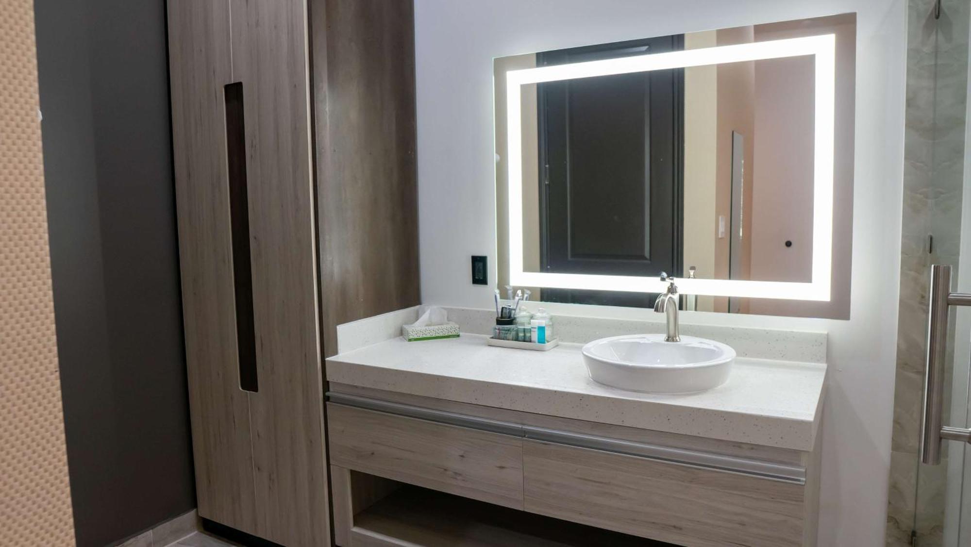 Surestay Hotel By Best Western Houston Southeast South Houston Buitenkant foto