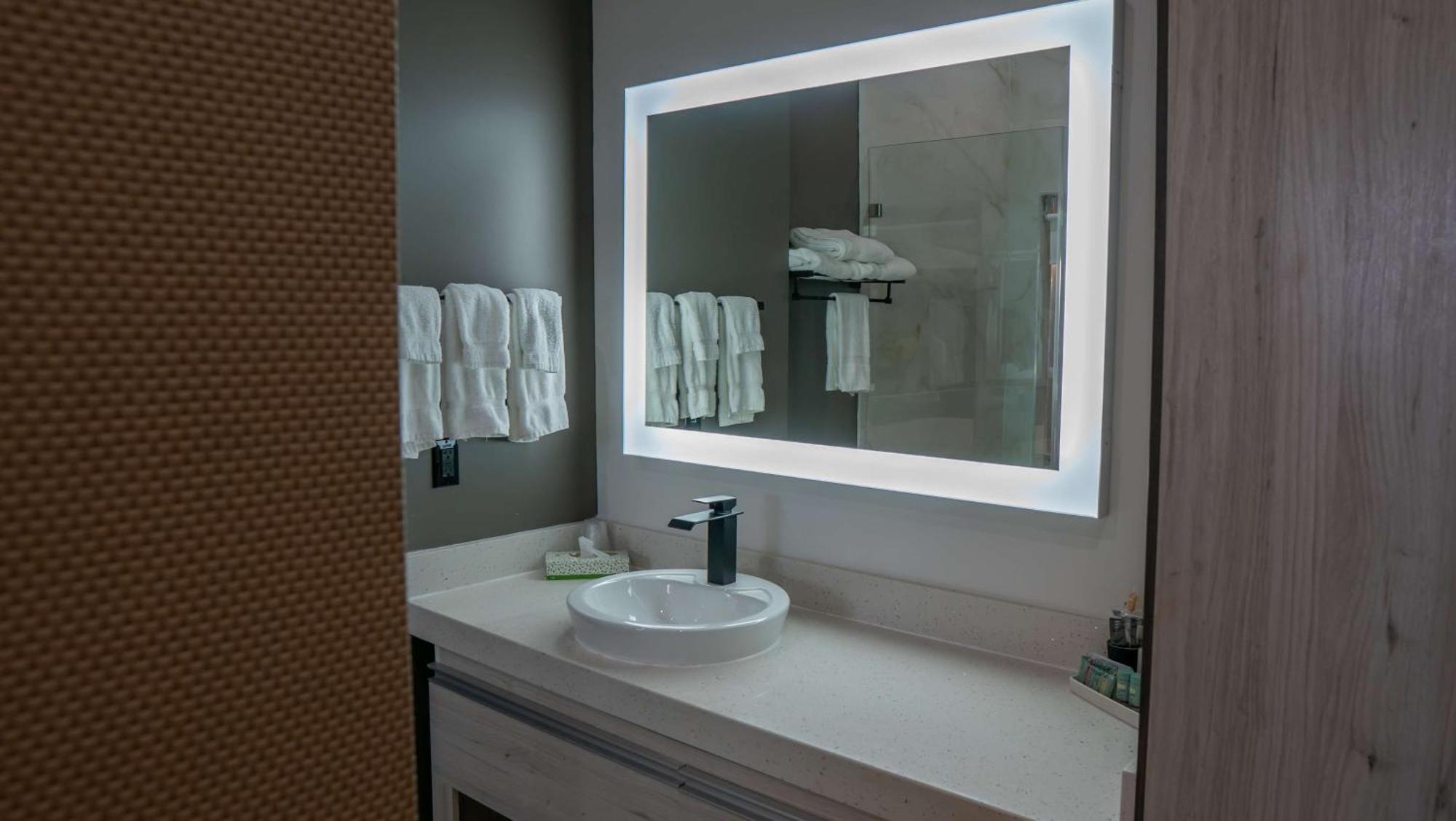 Surestay Hotel By Best Western Houston Southeast South Houston Buitenkant foto